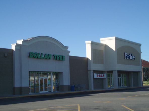 London Plaza: 224-232 Lafayette Street, London, OH 43140